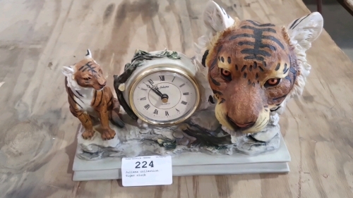 Juliana collection Tiger clock