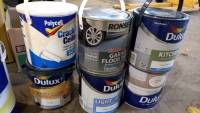 6 x 2.5ltr tins of paint plus 4 x 5ltr tins of paint - 4