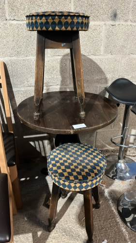 Pub table and 2 low pub stools
