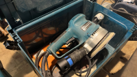 Makita B06030 orbital sander, 110V - 3