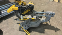 DeWALT Dw708-lx sliding chop saw, 110V - 2