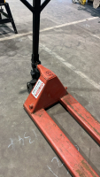 Pallet pump truck - 3