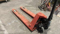 Pallet pump truck - 7