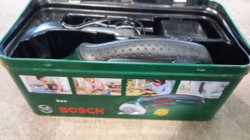 Bosch XEO cordless universal cutter in case with charger