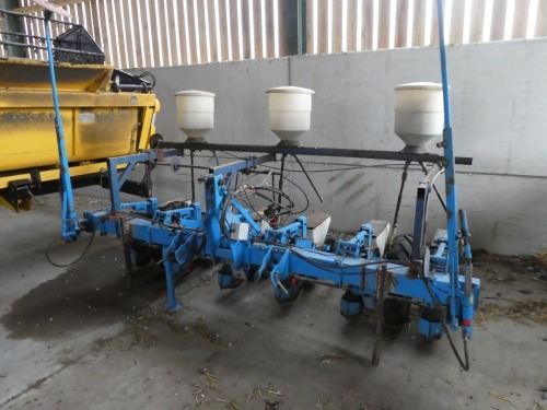 Monosem Meca 2000 6 row beet drill c/w mounted microband applicator