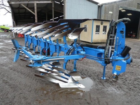 2021 Lemken Jewel 8 6F reversible plough c/w slatted mould boards, hydraulic vari-width, on land/in furrow, press arm. Only done approx 100 acres.