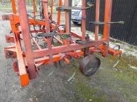 8m hydraulic folding spring tine cultivator - 2