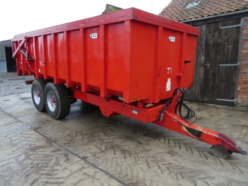 1996 Triffitt 12T tandem axle grain trailer c/w extension to 14T, hydraulic end door, super singles