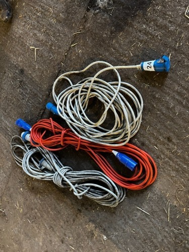 3 x leads