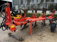 Kuhn Vari-Master 121 4+1F plough, hydraulic auto-reset, hydraulic vari-width, c/w +1 furrow