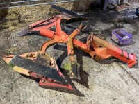 Kuhn Vari-Master 121 4+1F plough, hydraulic auto-reset, hydraulic vari-width, c/w +1 furrow - 9