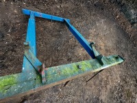 3-tine large square bale spike, Euro-8 brackets - 2