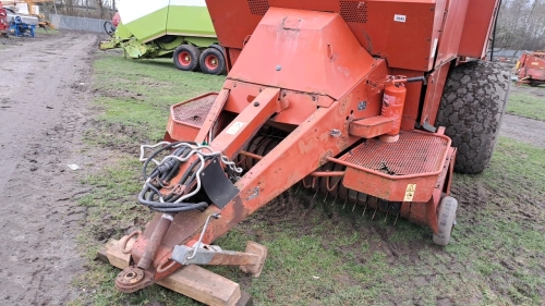 New Holland 4990 big square baler, 6-band, 4x4ft, PTO and control box ...