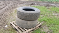 2 x Super singles 385/65 R22.5 tyres