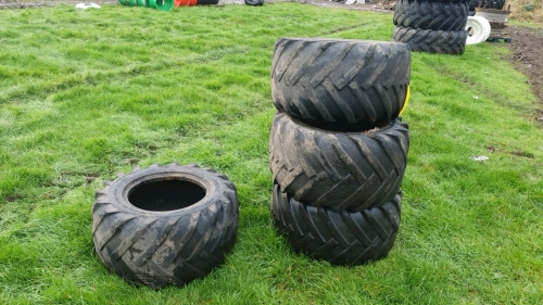 4x 31/15.50x15 tyres