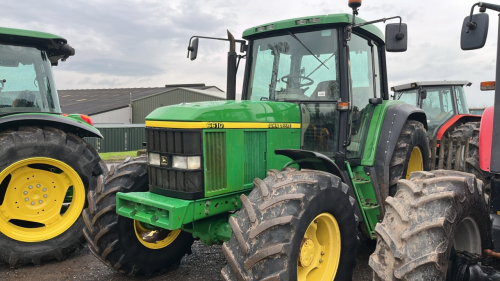 John Deere 6610 tractor, 40k Powerquad, 9100 hours. T365 NEG