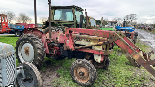 International 434 tractor