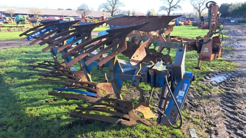 Rabe 4F plough, slatted boards