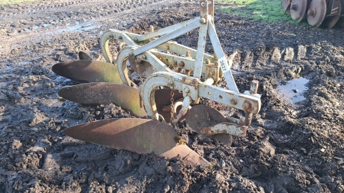 Ferguson 3F plough