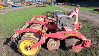 Vaderstad Carrier 3m cultivator, only on second set of discs. Excellent condition. - 2