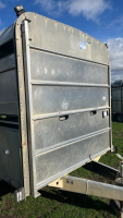 Ifor Williams cattle trailer with sheep decks and divider gates - 8