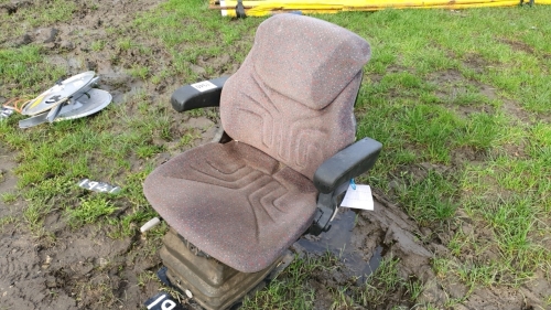 Tractor air seat