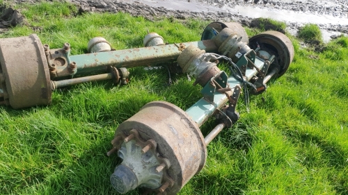 2 x 10-stud commercial trailer axles