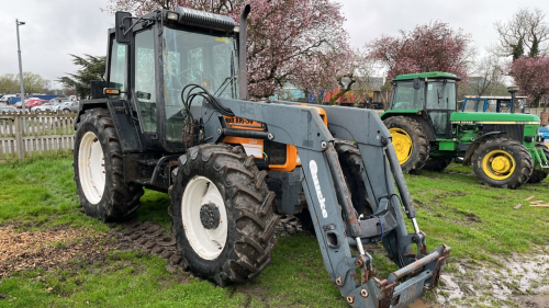 Renault 104-54 4x4 tractor with Quicke Q40 loader, P950 ASO