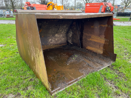 Deep bucket for Caterpillar