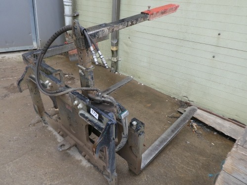 Agriweld 180 degree box tippler