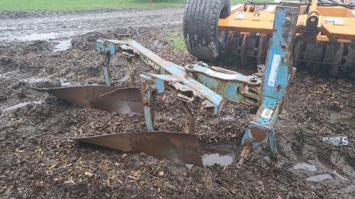 Lemken DLC90 2F conventional plough