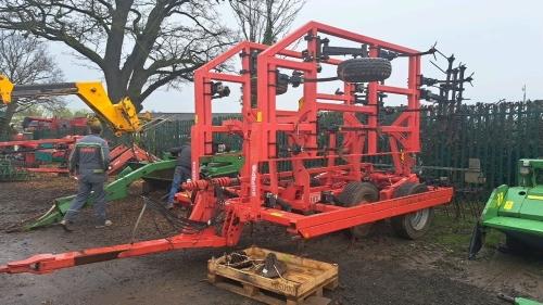 Quivogne Jupiter 6m trailed Terrano spring leg cultivator , 2008.