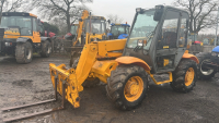 JCB 526 Loadall telehandler, 8064 hours, N reg