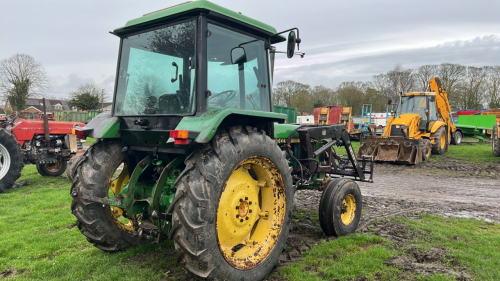 John Deere 2140 tractor c/w loader & Euro 8 headstock