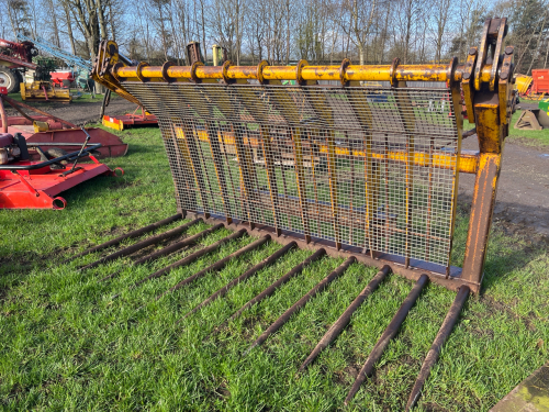 8ft heavy duty push off buckrake