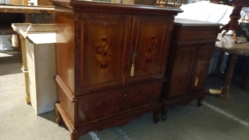 2 x wooden veneer TV and stereo cabinets on legs