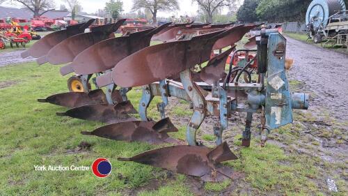 Overum 4F reversible plough