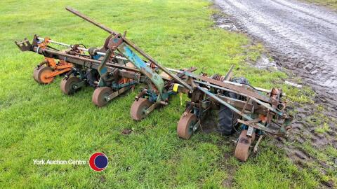 6 row Stanhay seed drill