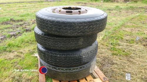 4 x Dunlop 900/20 tyres on rims