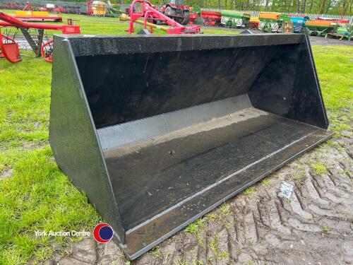 New 7ft4 grain bucket, JCB Q Fit brackets
