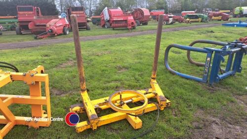 Grays wrapped bale stacker