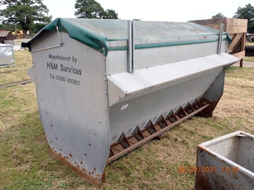 1T pig feeder/hopper, 20 spaces