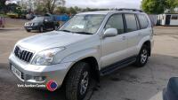 2004 Toyota Landcruiser LC4 D-4D 3.0 Diesel Auto - MOT 21.03.25 - 00’s 134627 - 2 former keepers - HPi clear - Comprehensive history, 12 stamps in book - CYZ4108 - 3