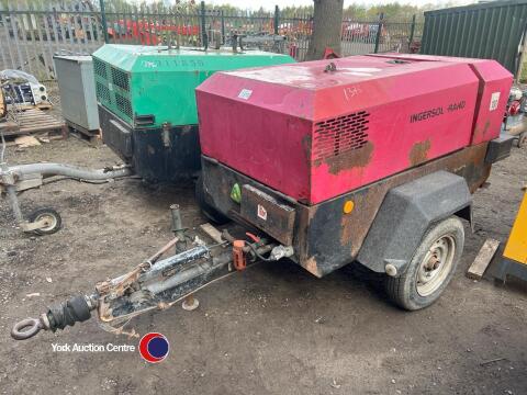 Ingersoll Rand road compressor, engine runs well, makes air but needs attention to air chamber