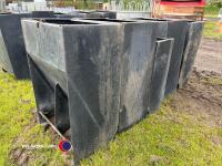 5 x plastic pig feed hoppers - 4