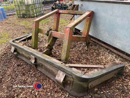 Yard scraper