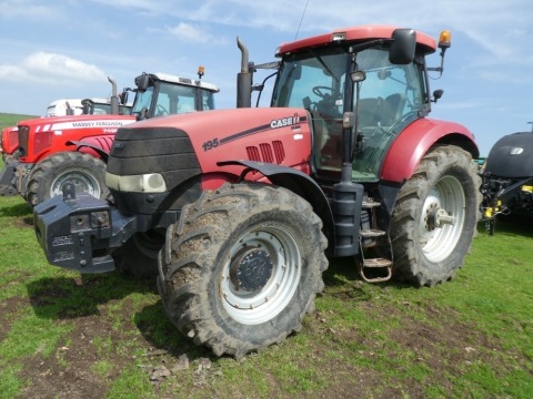 Case Puma 195 tractor, 50kph Powershift gearbox, multi-controller, electric spools, 650 rear tyres, 950kg Case IH front weight, 8787 hours, NK58 CWW