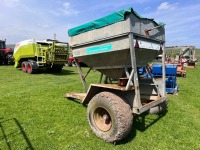 Peter Allen 1.5T field feed dispenser - 3