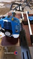 Hyundi petrol extendable hedge trimmer - 5