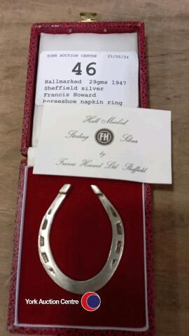 Hallmarked 29gms 1947 Sheffield silver Francis Howard horseshoe napkin ring